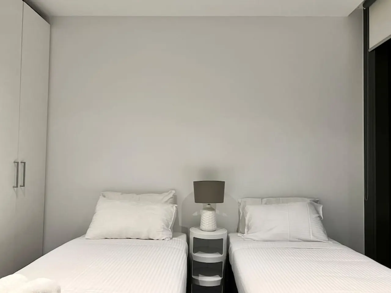 Downtown Deluxe - 2 BR x 2 Apartment - U5&U9 17