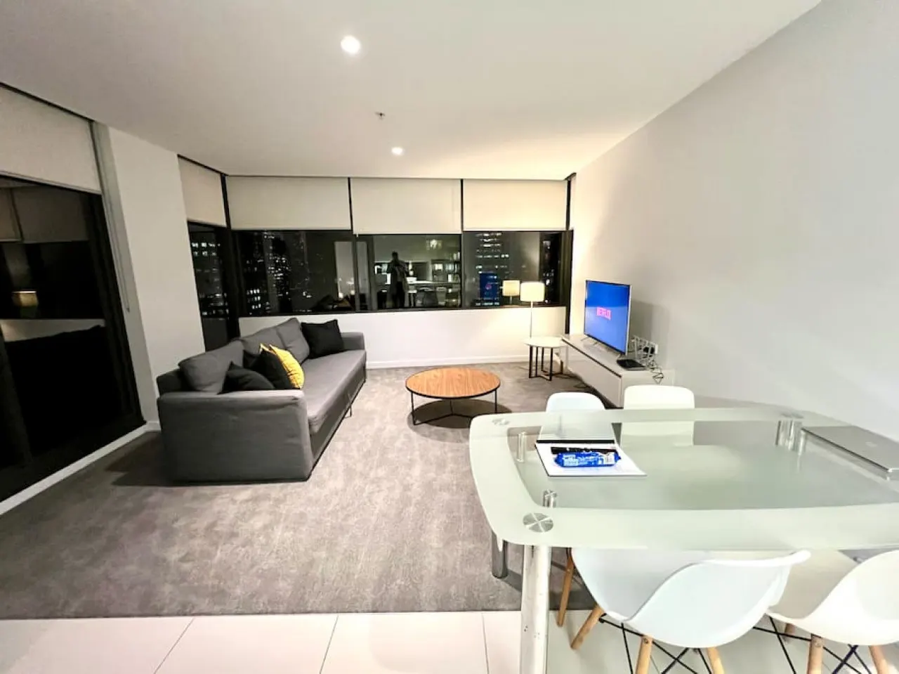 Downtown Deluxe - 2 BR x 2 Apartment - U5&U9 20