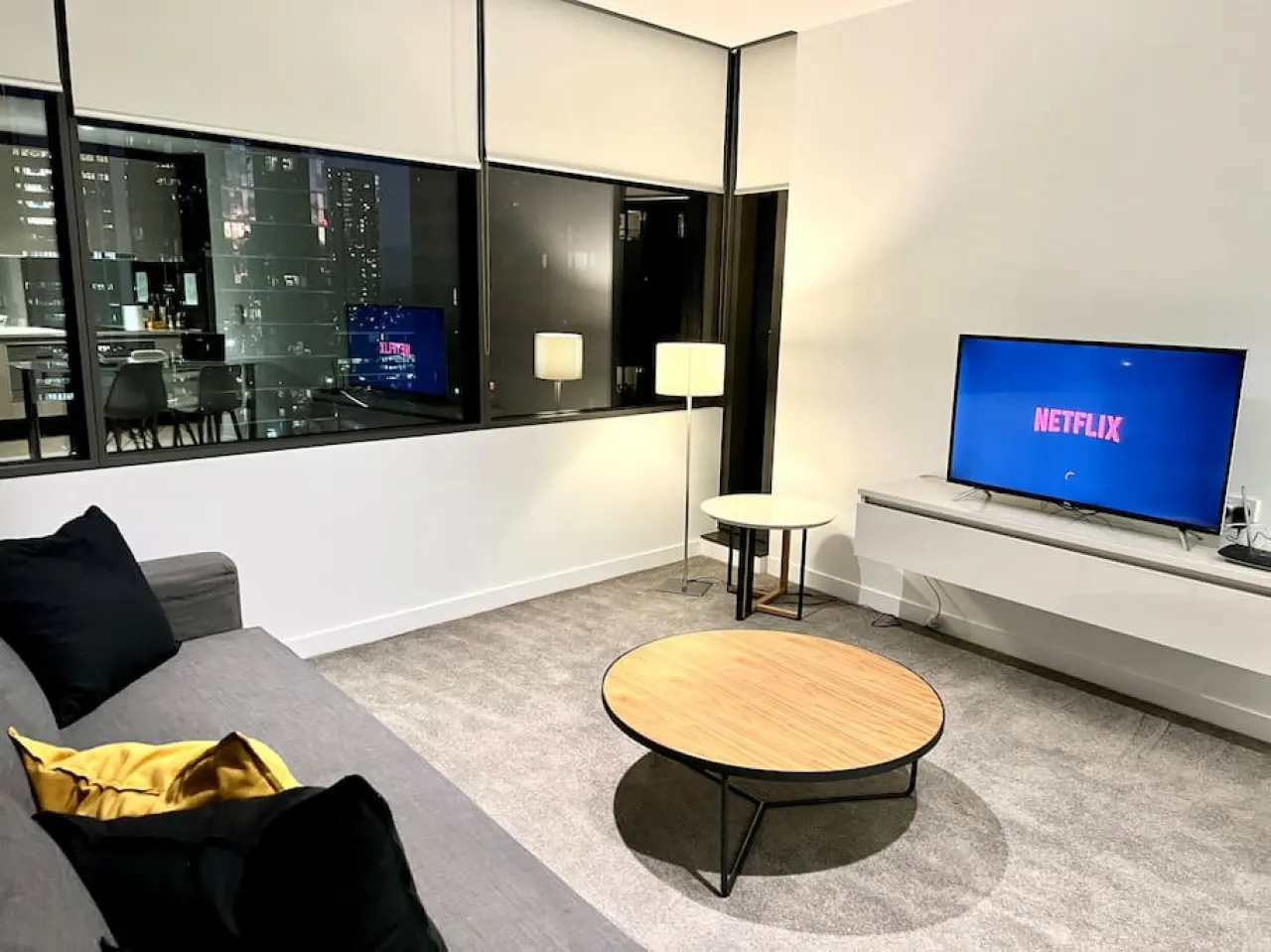 Downtown Deluxe - 2 BR x 2 Apartment - U5&U9 7