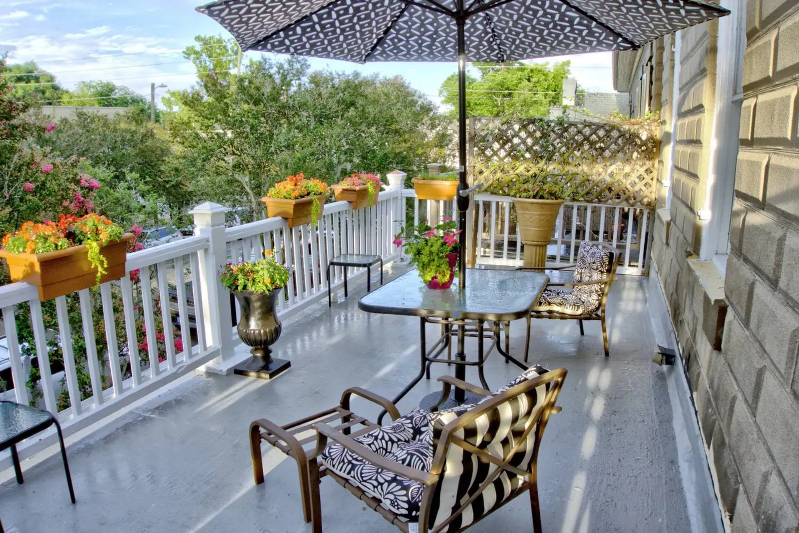 Huge 6 Bed, 5 Bath Historic Savannah Home 16