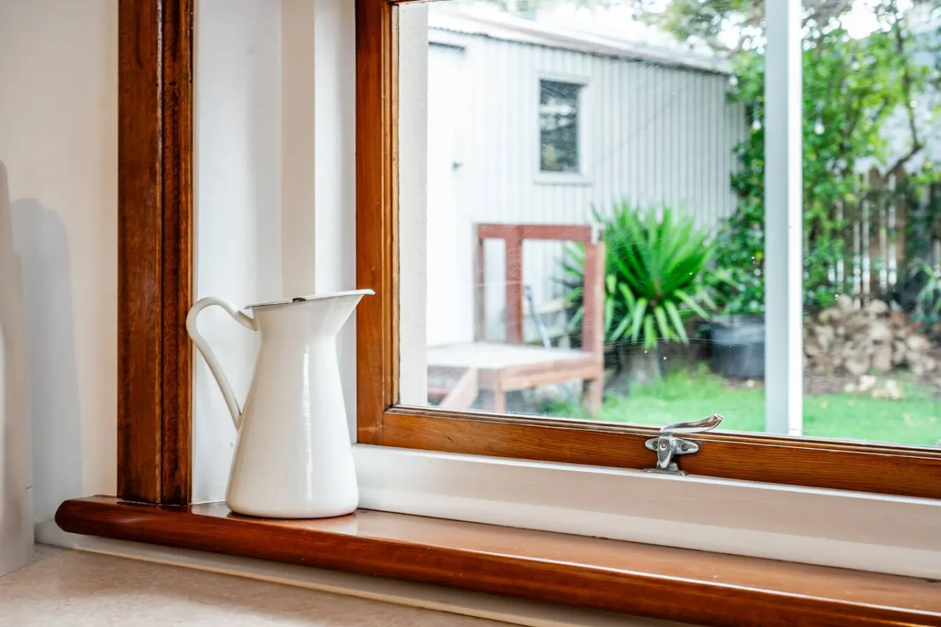 Red Door Cottage—Heritage Warmth by the Sea 14