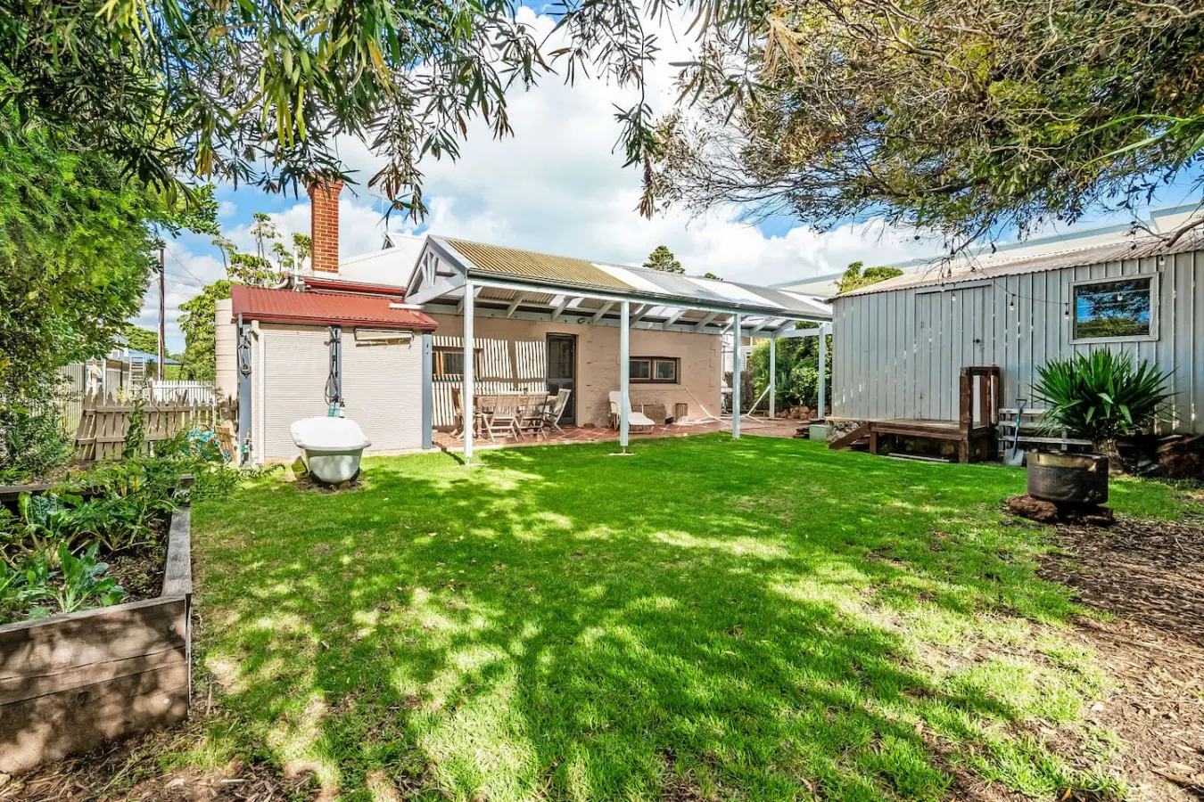 Red Door Cottage—Heritage Warmth by the Sea 20