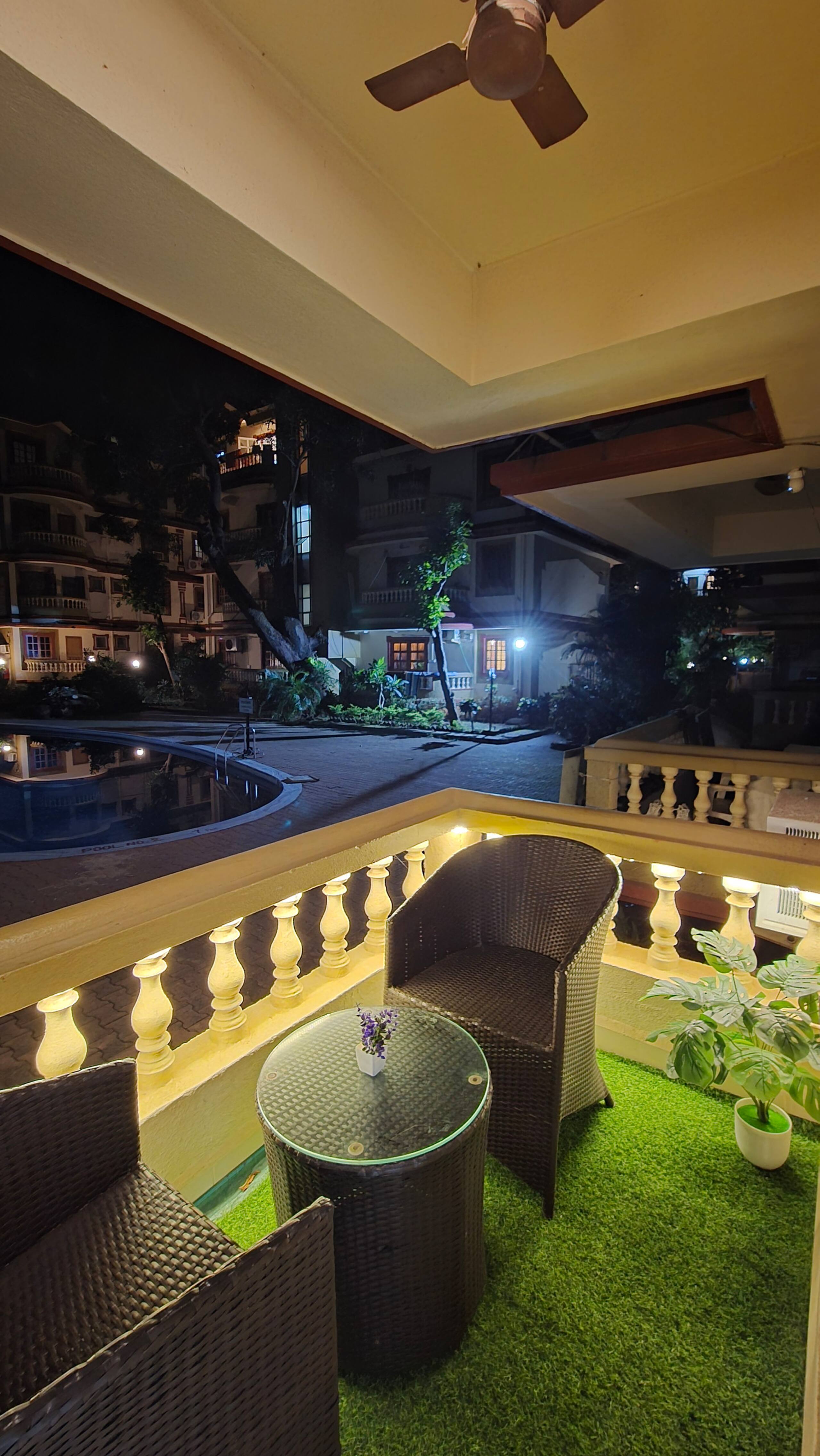 Pool View 1 BHK The Aqua Palms Near Candolim Beach 7