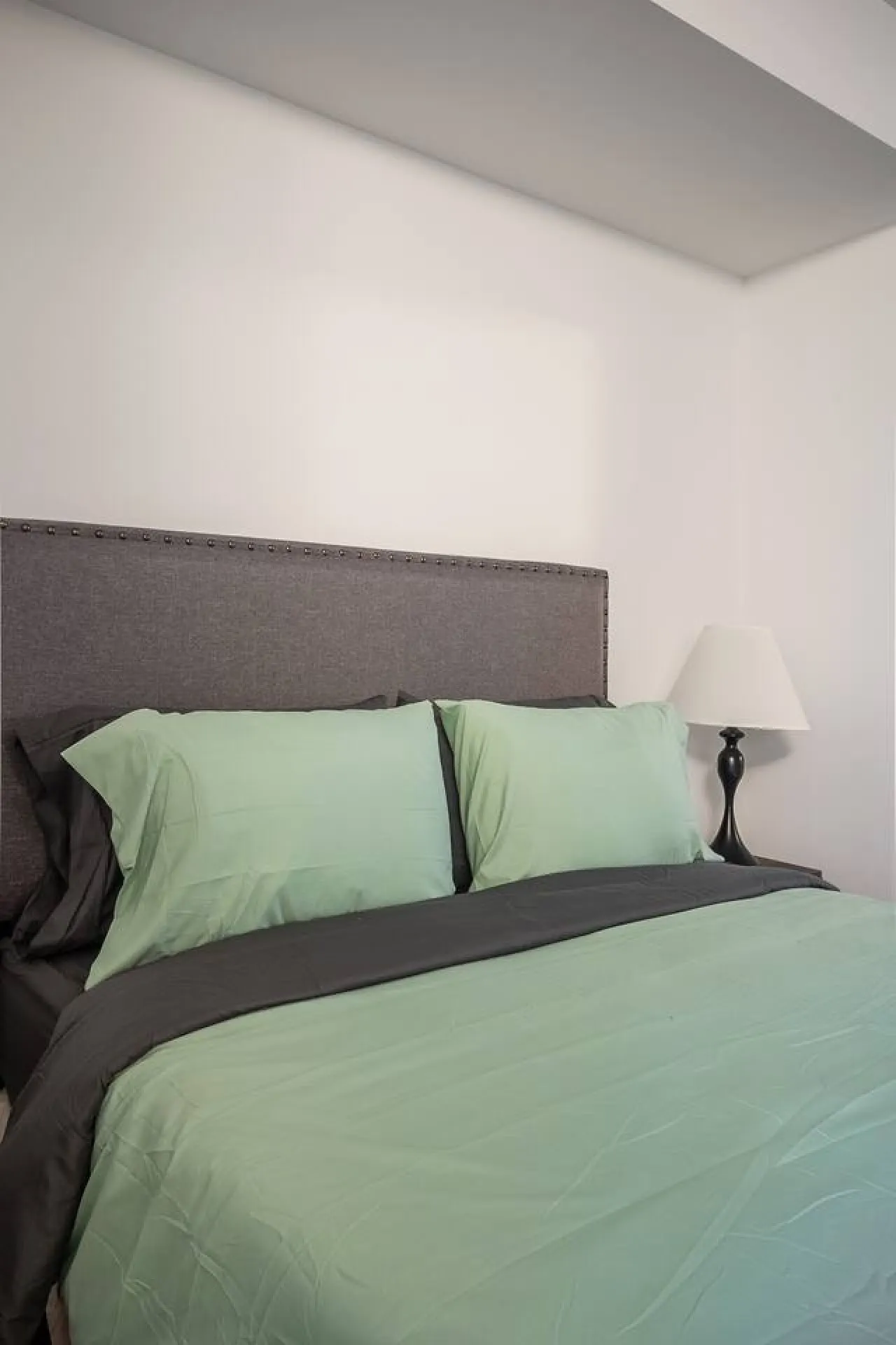 Modern 1BR Executive Stay Central & Stylish 18