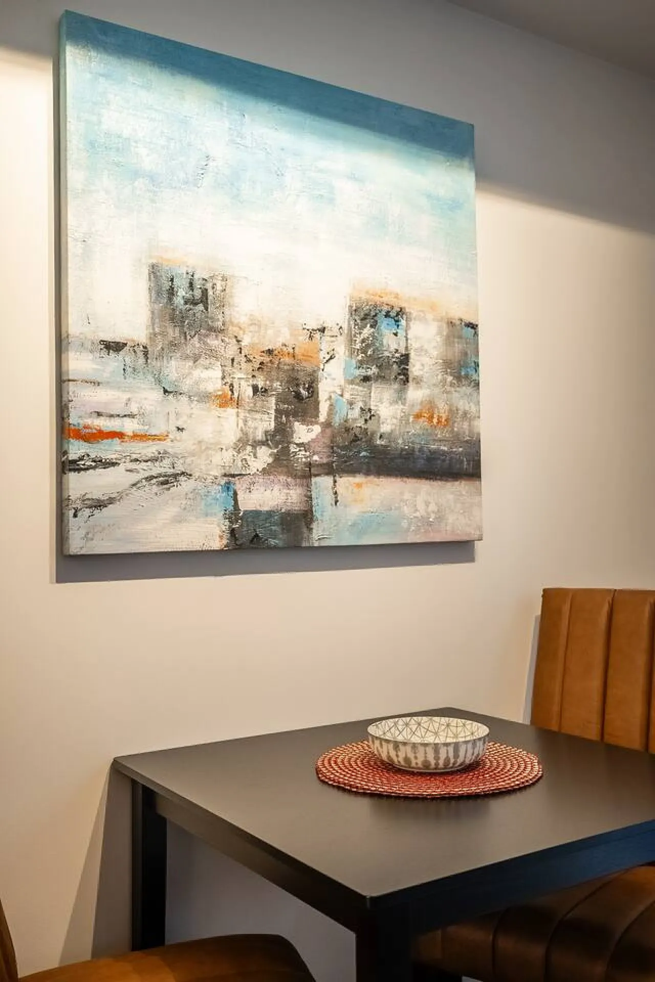 Modern 1BR Executive Stay Central & Stylish 19