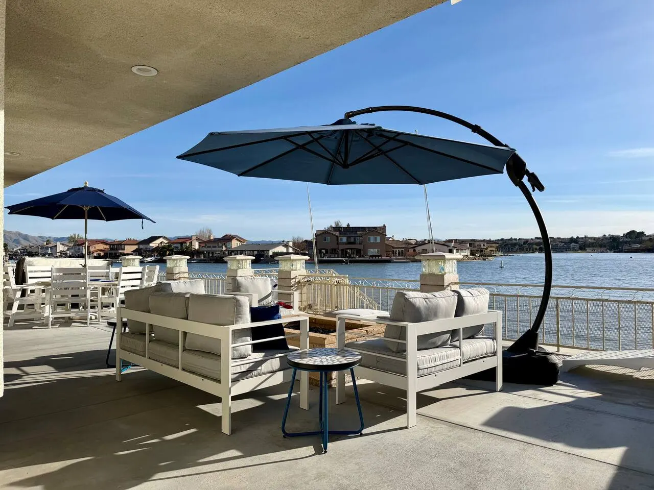 Lakeside Paradise - Hot Tub, Dock, 5bdrm, Firepit — photo 4