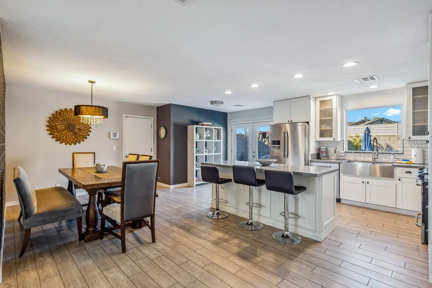 Luxury pool home near Lake Mohave 2