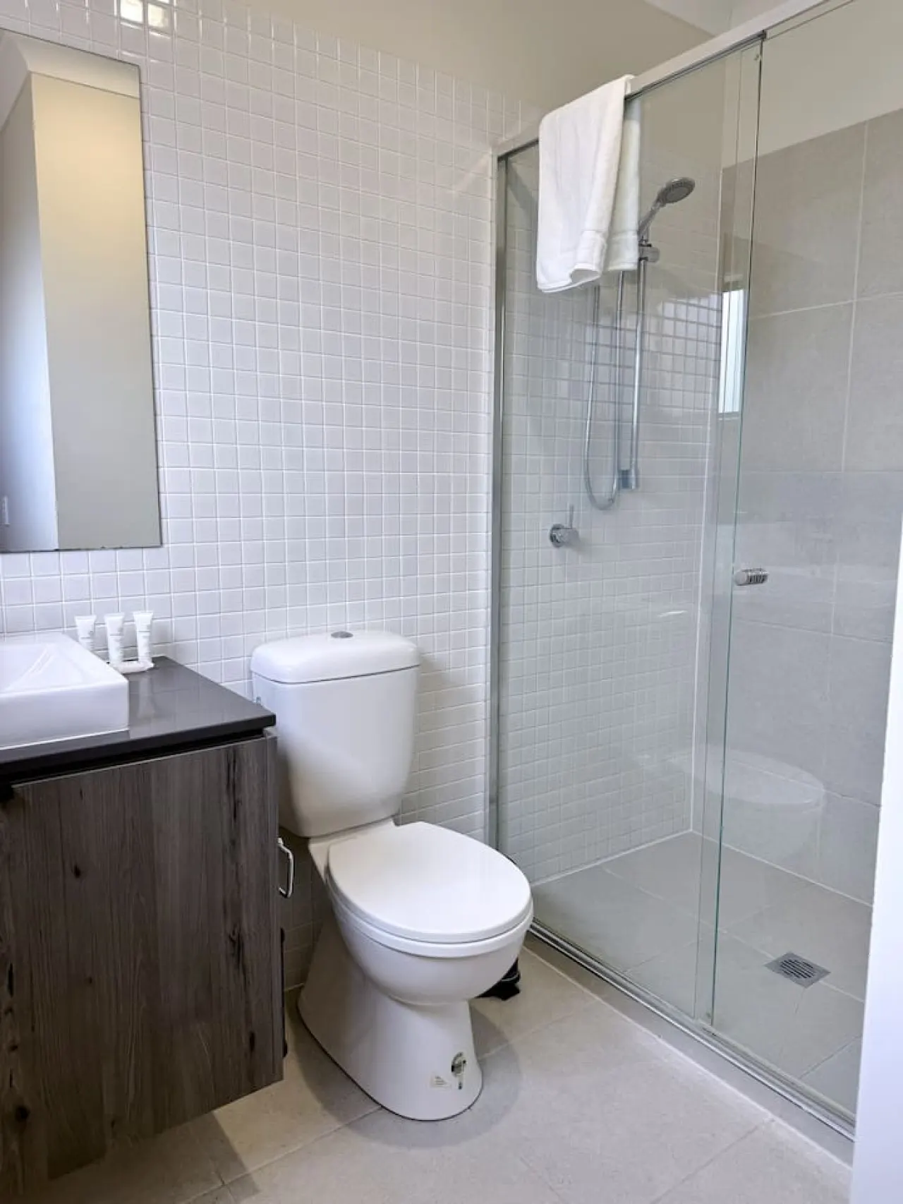 Theme Park Retreat Coomera 5 Beds Villa — photo 3