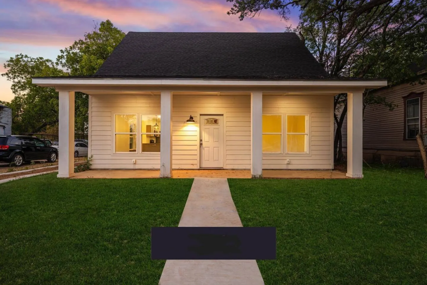 5th St Getaway w Sauna Hot tub Firepit & Game Room 12