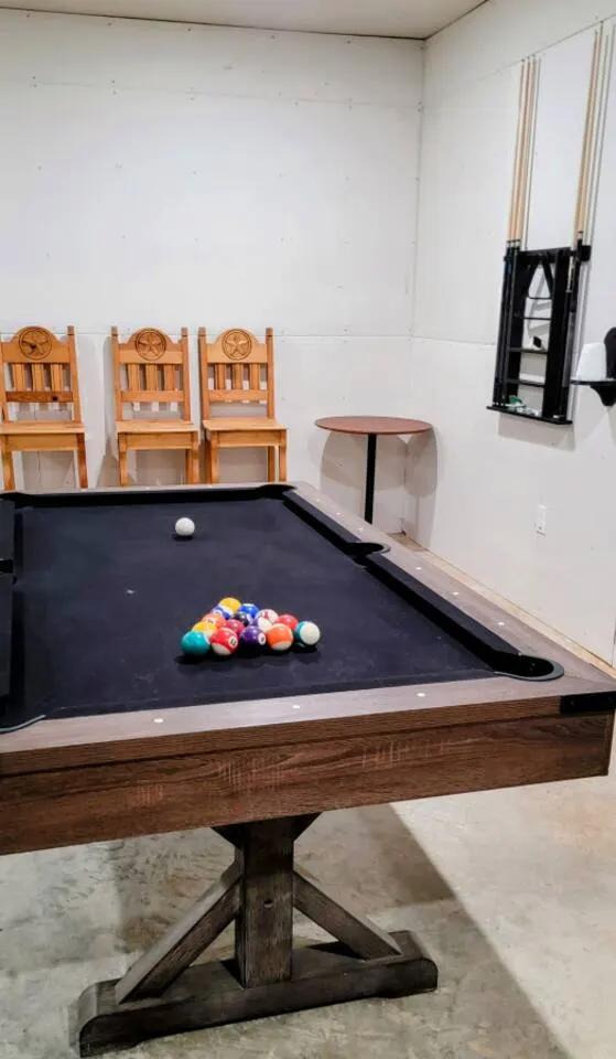 5th St Getaway w Sauna Hot tub Firepit & Game Room 7