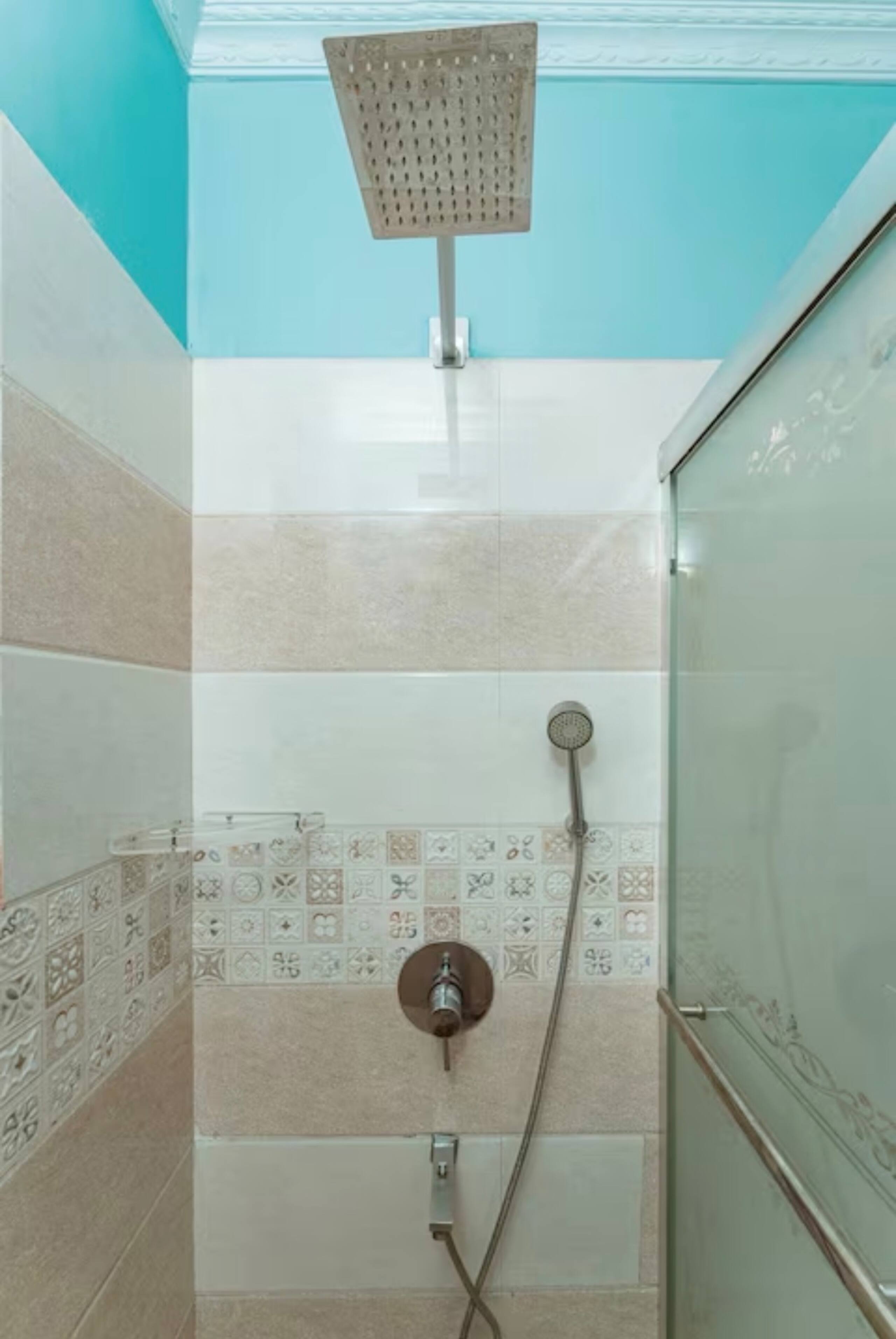Boho 2BHK w Rooftop Plunge Pool near Anjuna- Riva 28