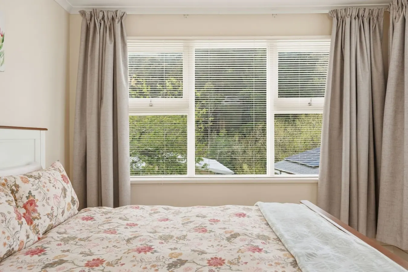 Charming rivulet escape, South Hobart Getaway 11