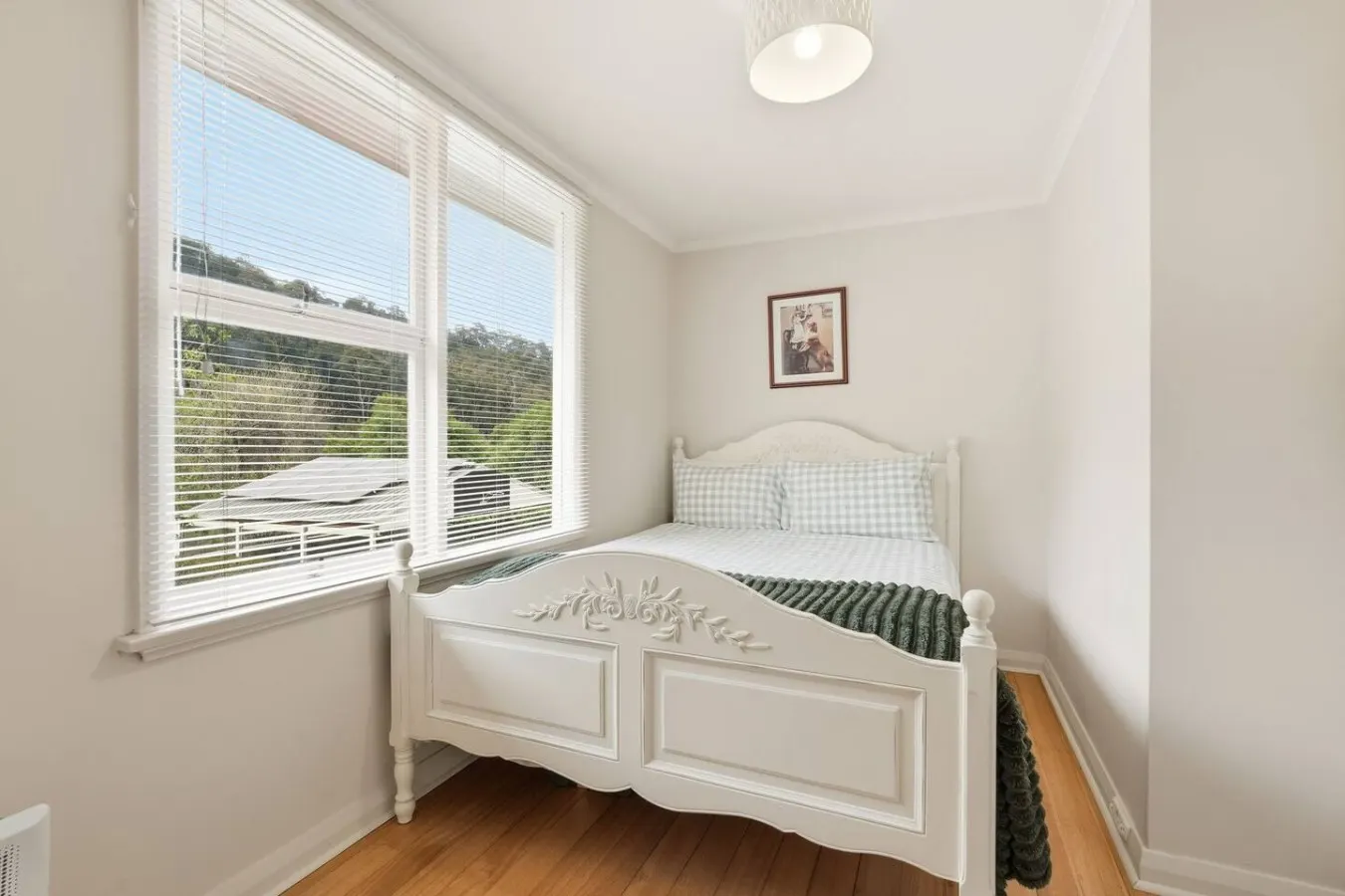 Charming rivulet escape, South Hobart Getaway 13