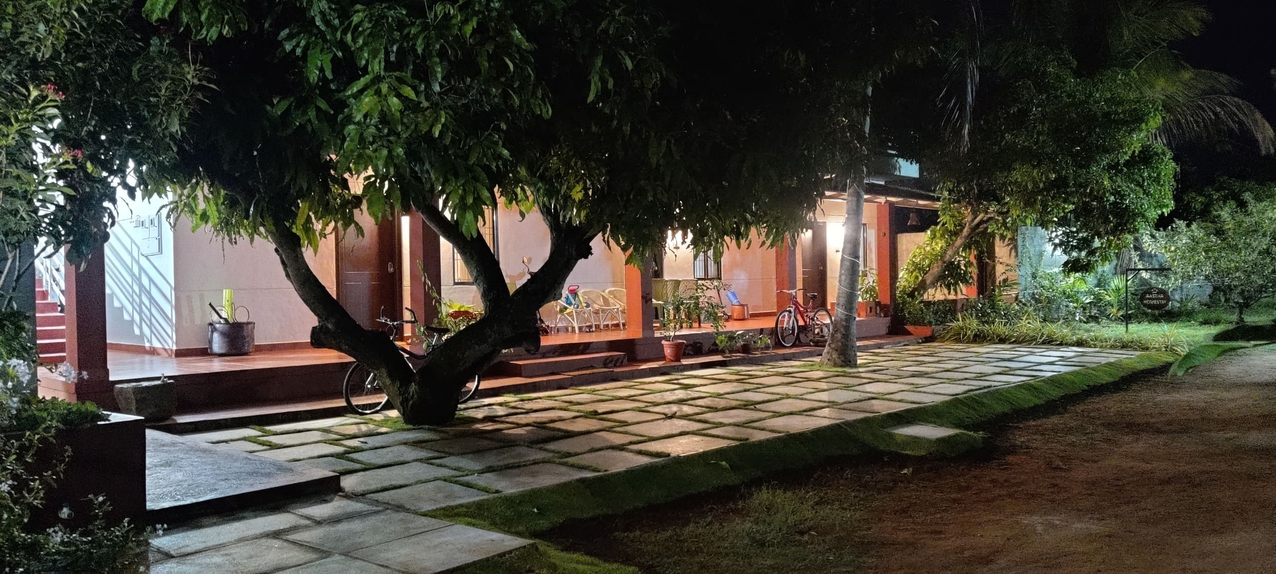 Aastha homestay bed and breakfast
