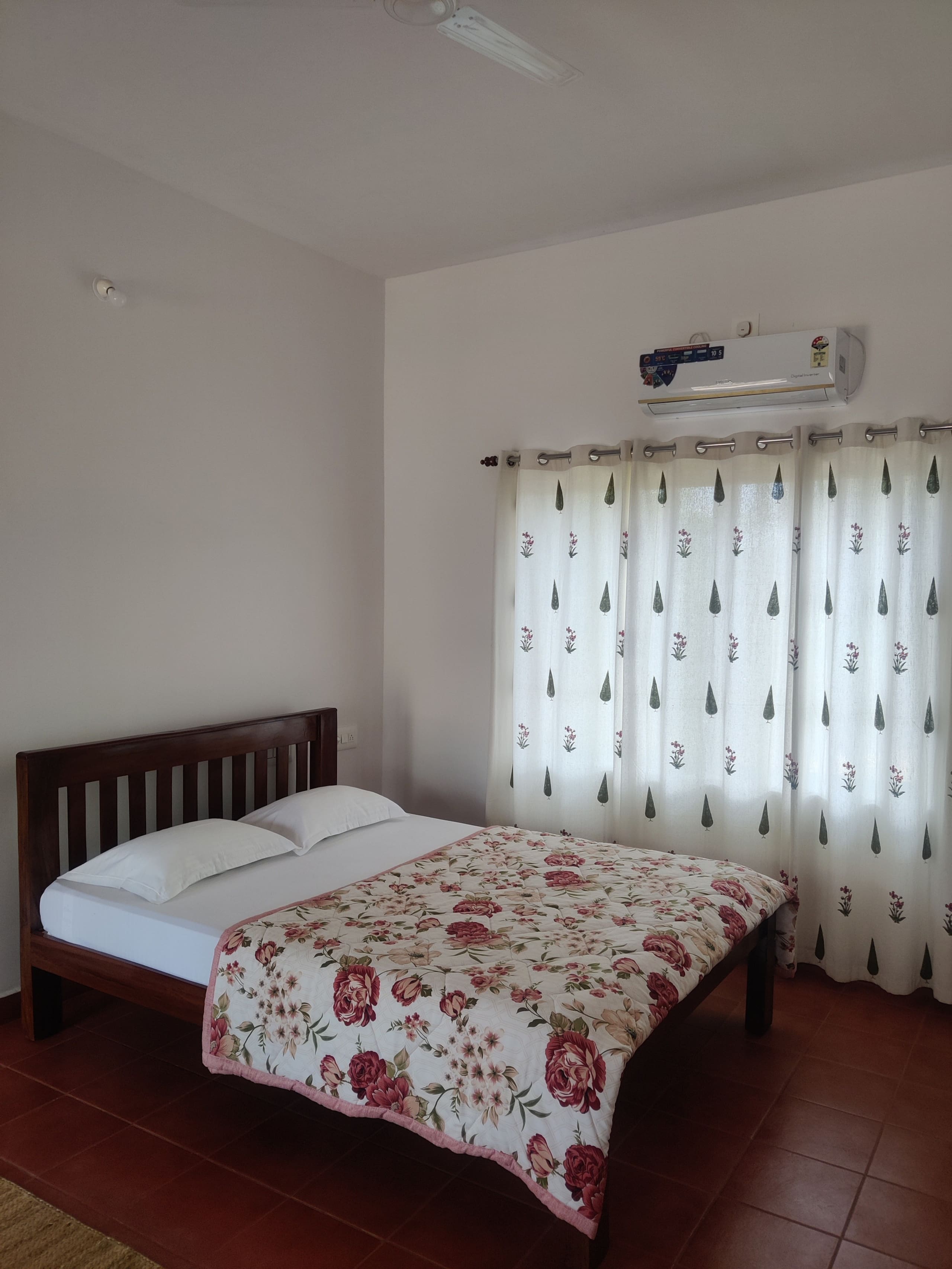 Aastha homestay bed and breakfast 9