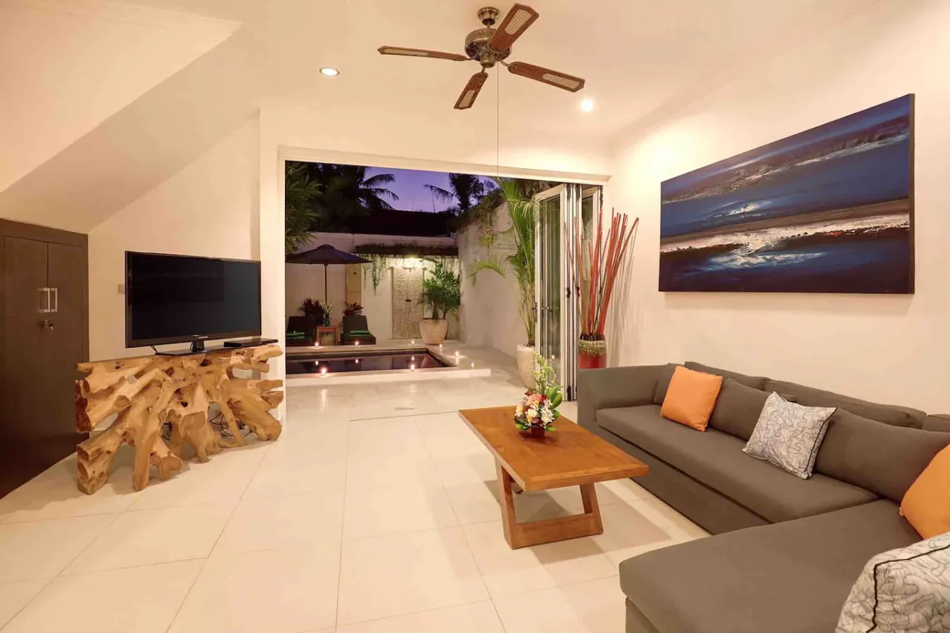 Legian Villa lamac a 2 brm Villa near to 66 beach. — photo 2
