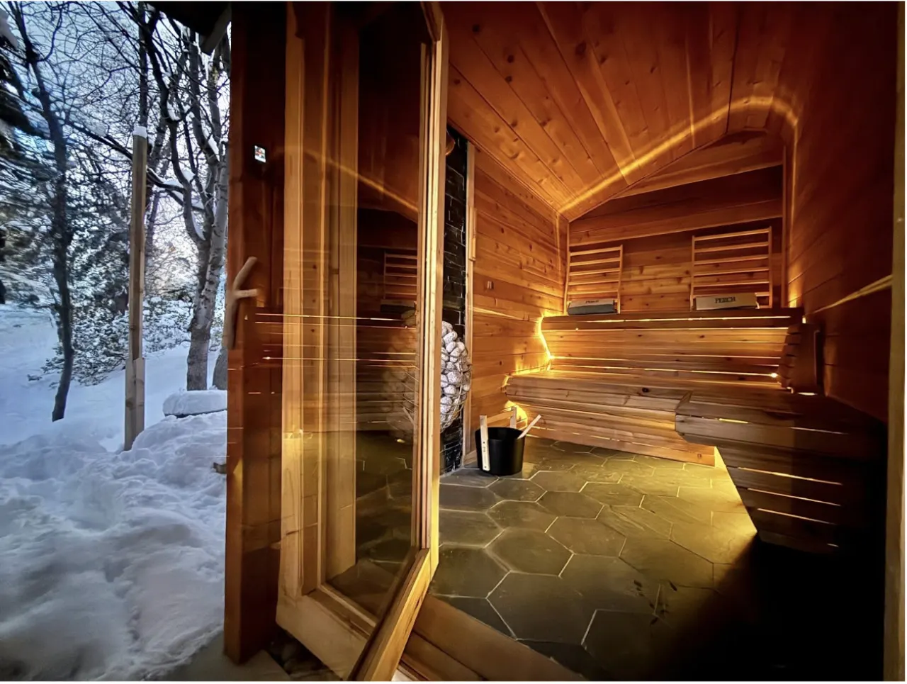 Perch - Peaceful ECO Sauna Cedar Hot Tub Ev Mountain Views 9
