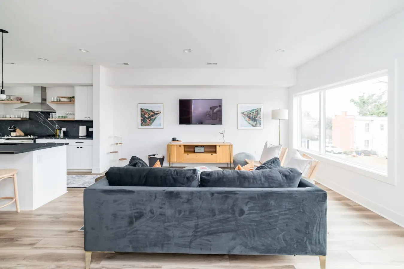 Walkable Downtown Townhome w/ Nespresso + Garage! 10