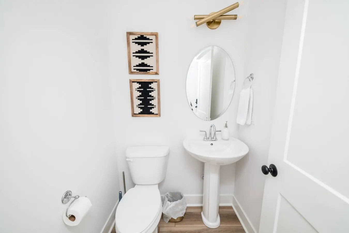Walkable Downtown Townhome w/ Nespresso + Garage! 15