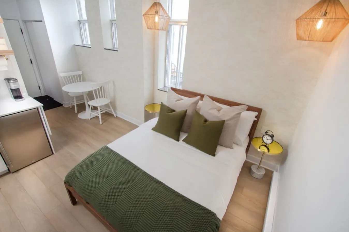 Studio18/Plateau/St-Denis/Terraces/SelfCheck-In/AC 9