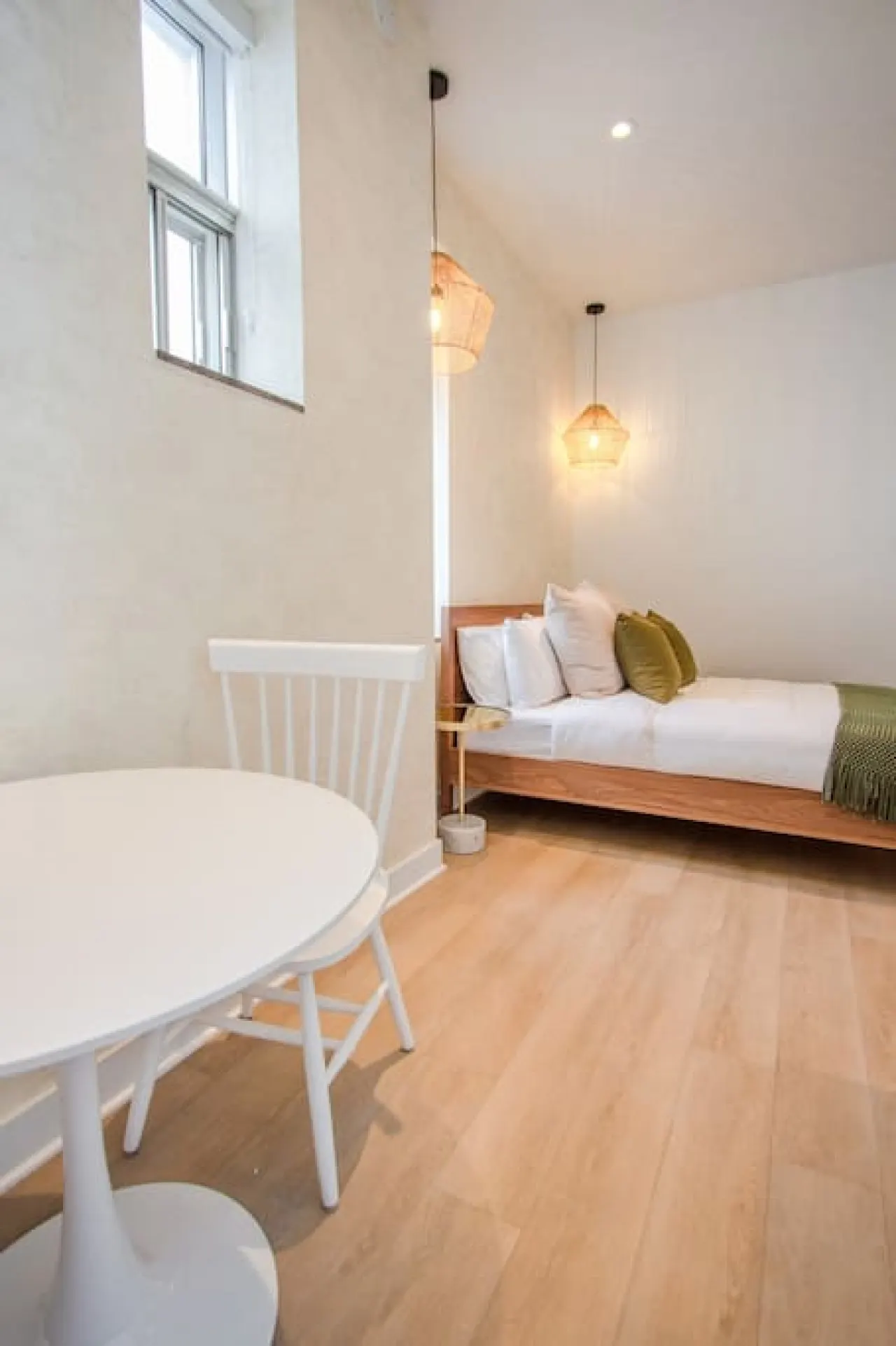 Studio18/Plateau/St-Denis/Terraces/SelfCheck-In/AC 12