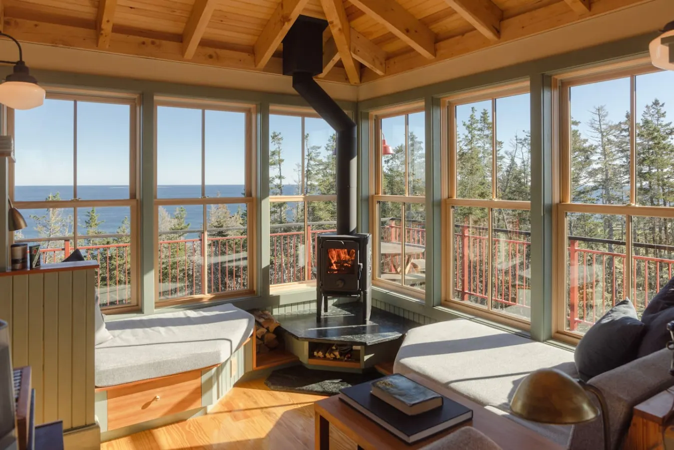 Shackup Tower - 30 ft in the air & hot tub & surf 10