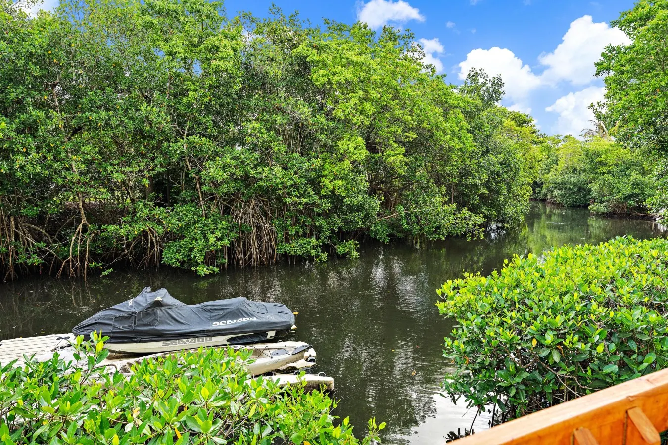 Castaways, Riverfront Oasis Kayak And Paddleboard 18