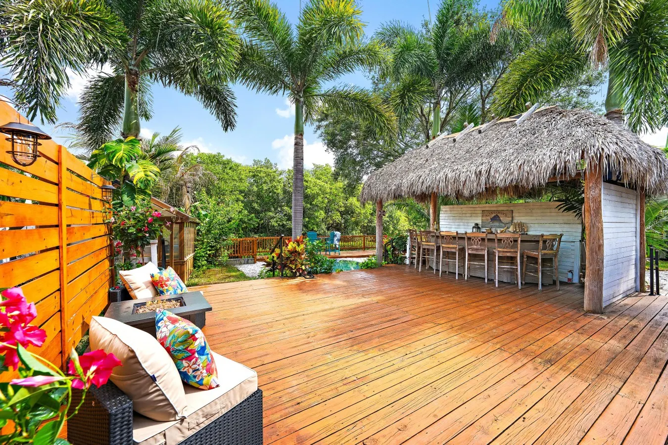 Castaways, Riverfront Oasis Kayak And Paddleboard 6