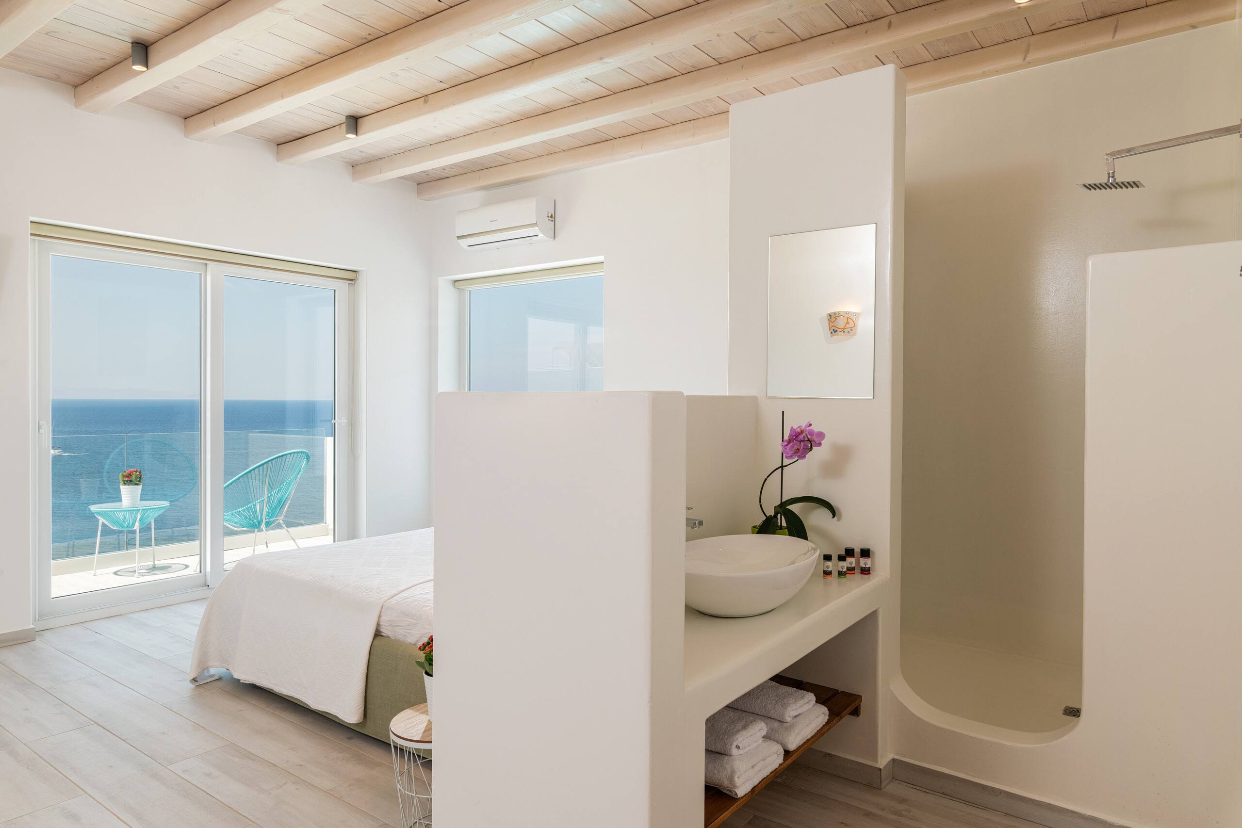Blue Infinity Villa Mykonos 10