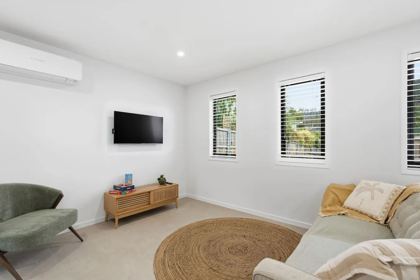 Stylish 2-Bed Stay 20