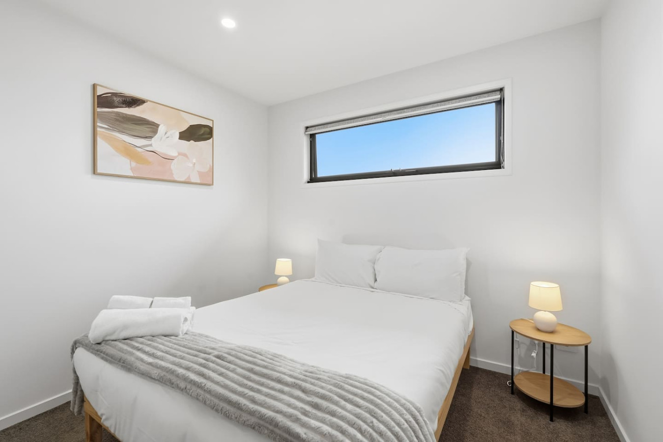 Stylish 2-Bed Stay 6