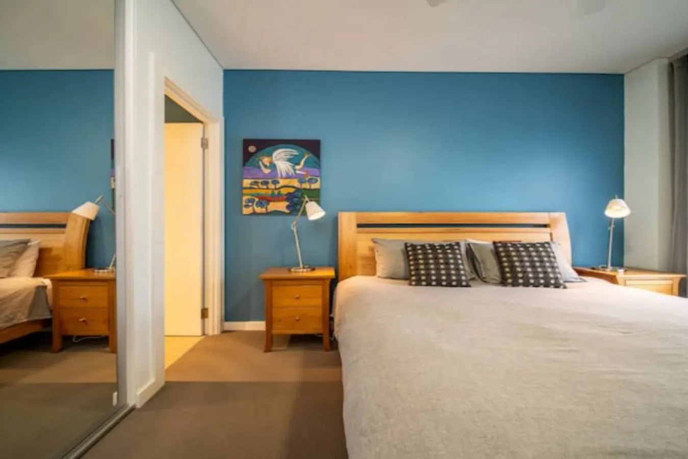 Get Comfy on Frew—CBD Stay near Parklands & Dining 11