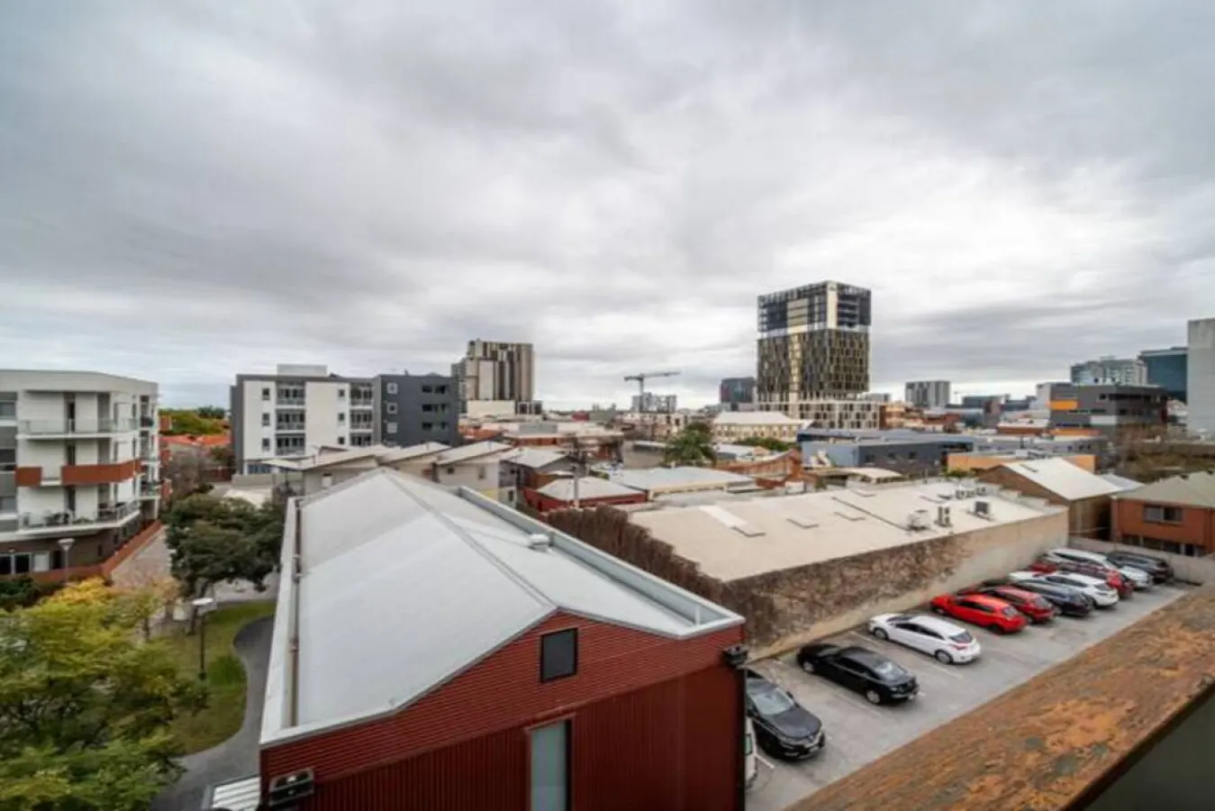 Get Comfy on Frew—CBD Stay near Parklands & Dining 8
