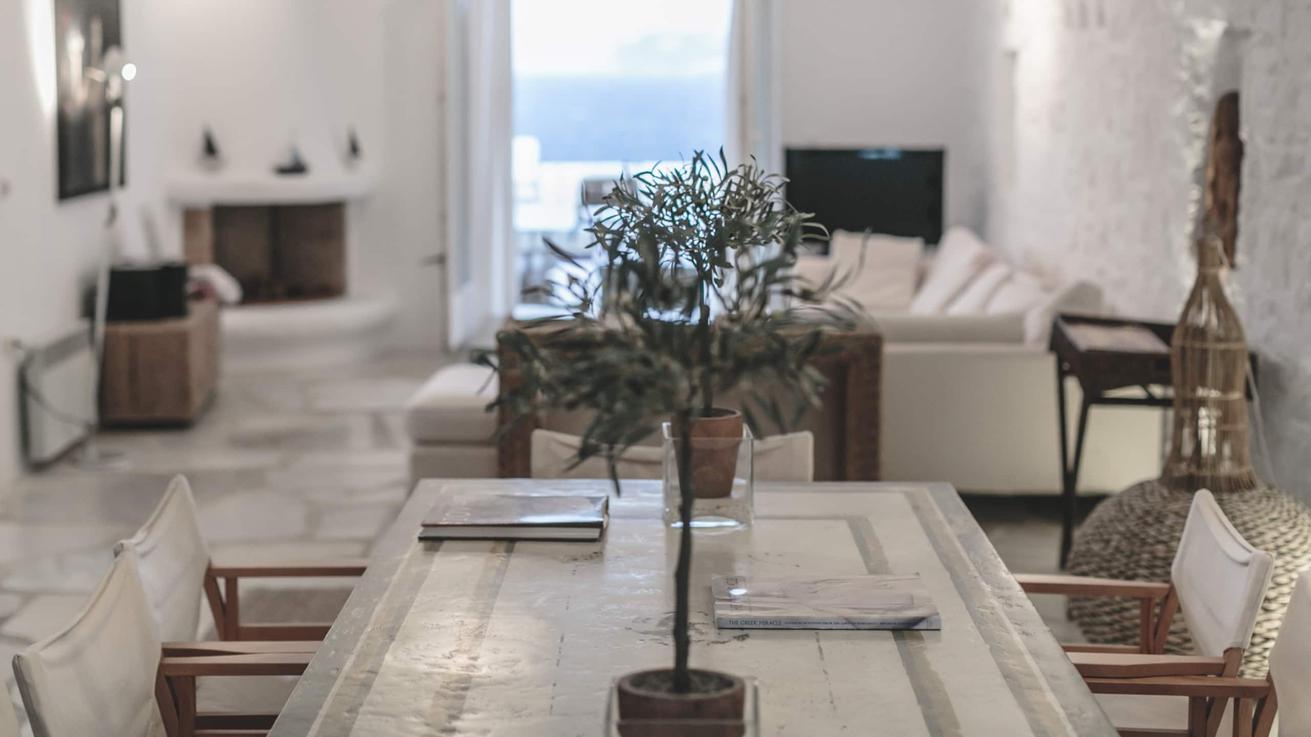 Villa Hermes / Olivine 19