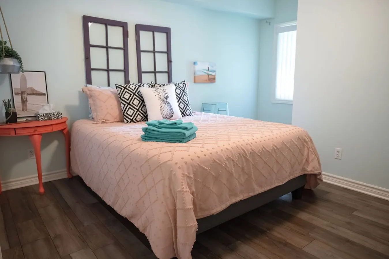 Family friendly Getaway- Steps to the beach! 16