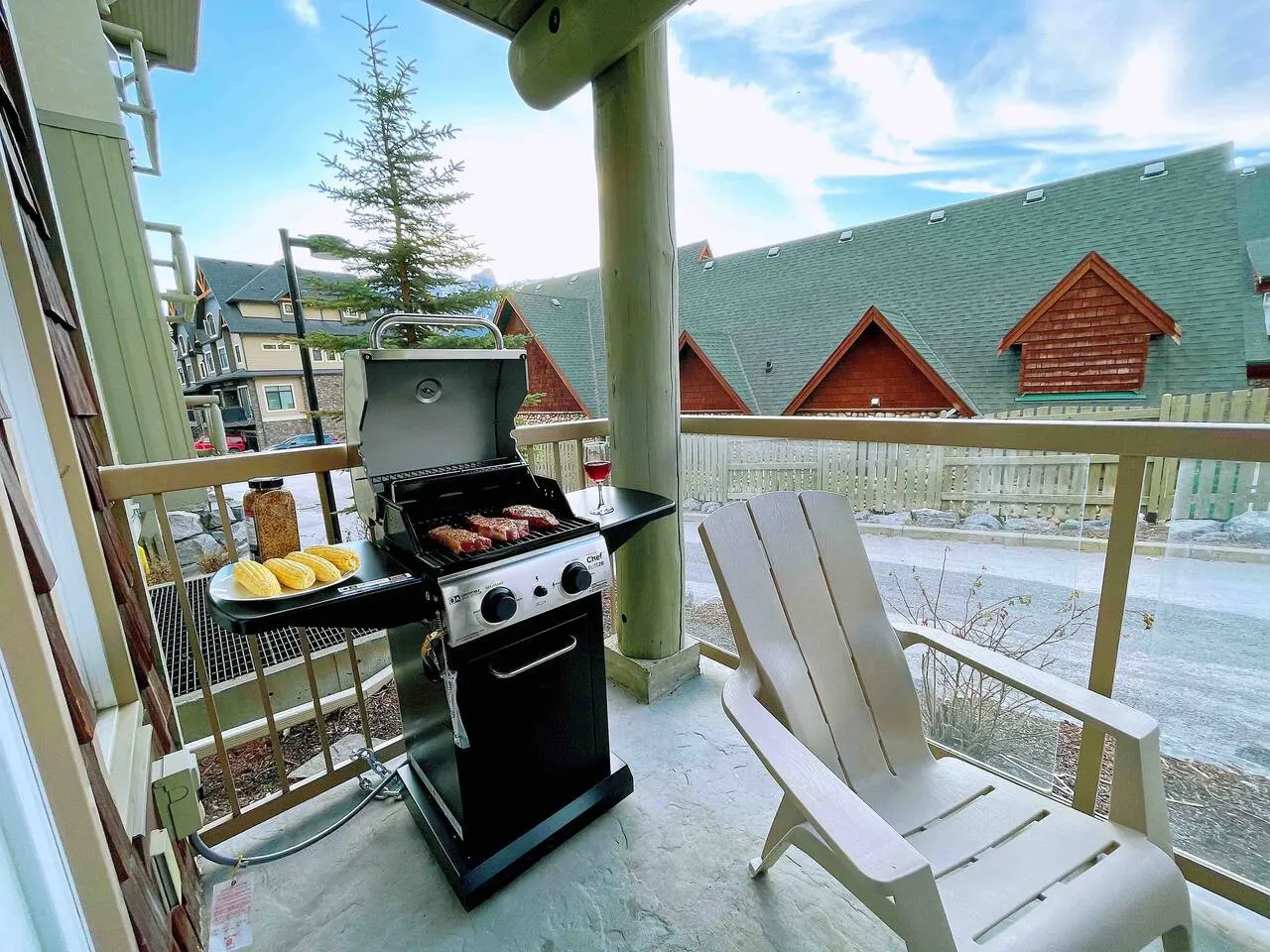 Windtower Lodge Kbed FuKn MntView Heated UGpk 4ppl 14