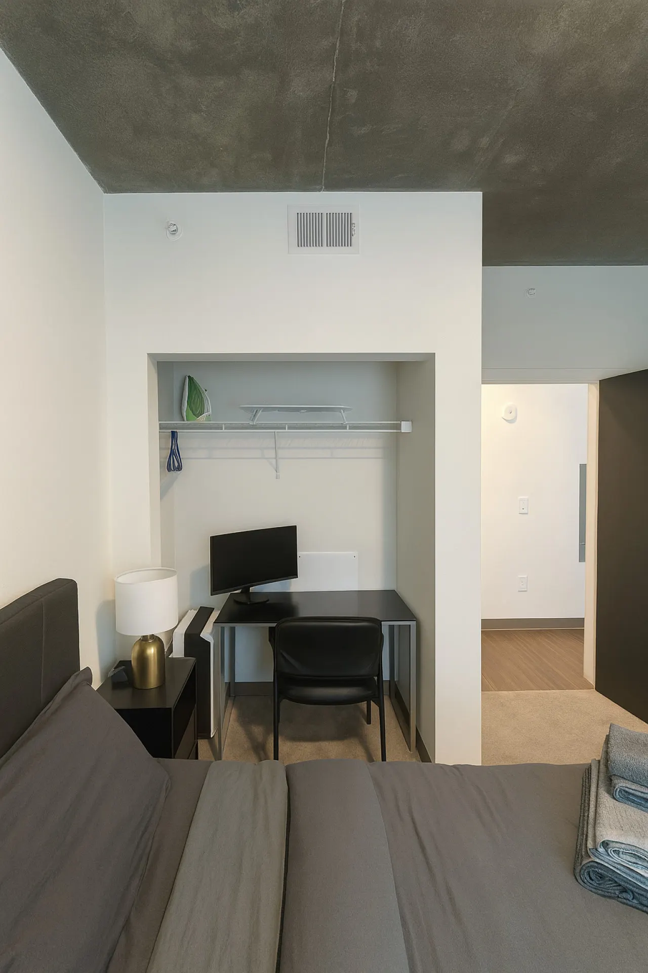 Birmingham Stay 2BR w/ Rooftop Amenities 9