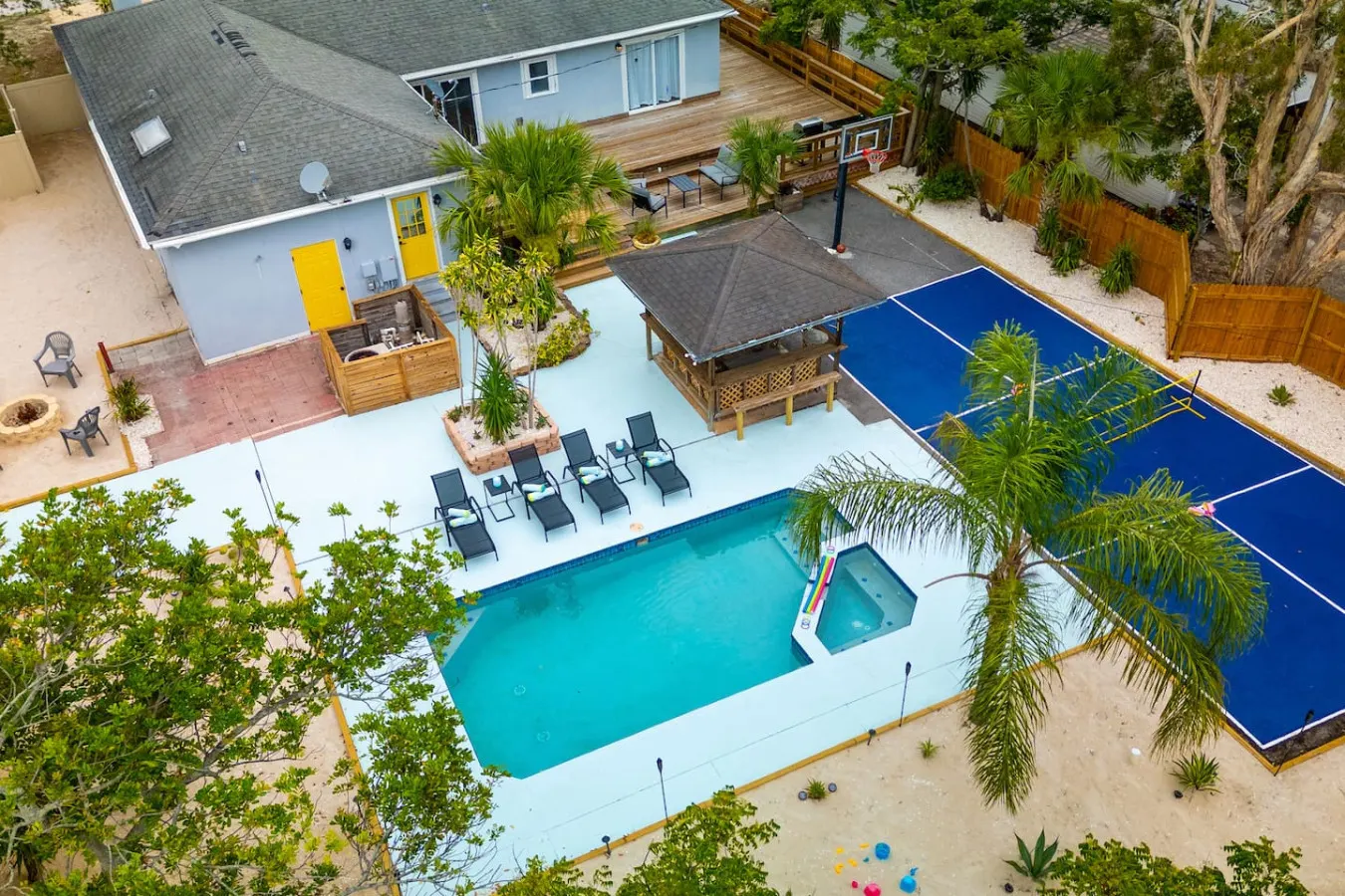 Villa Pinellas | St. Pete Beach Home, Pool, Sand Games, Pickle ball, BBQ