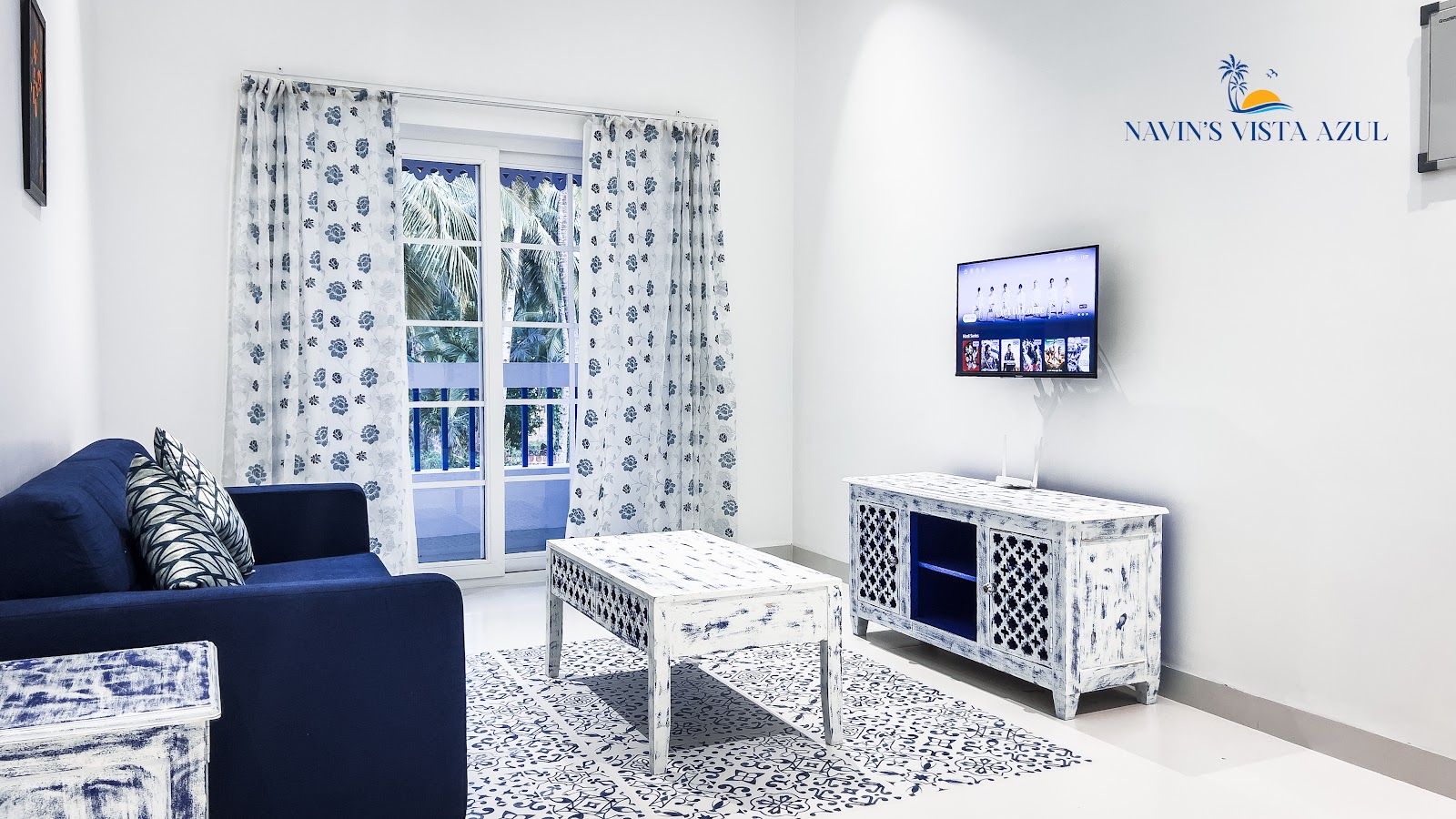 Navin's Vista Azul - Lirio Suite + Breakfast 6