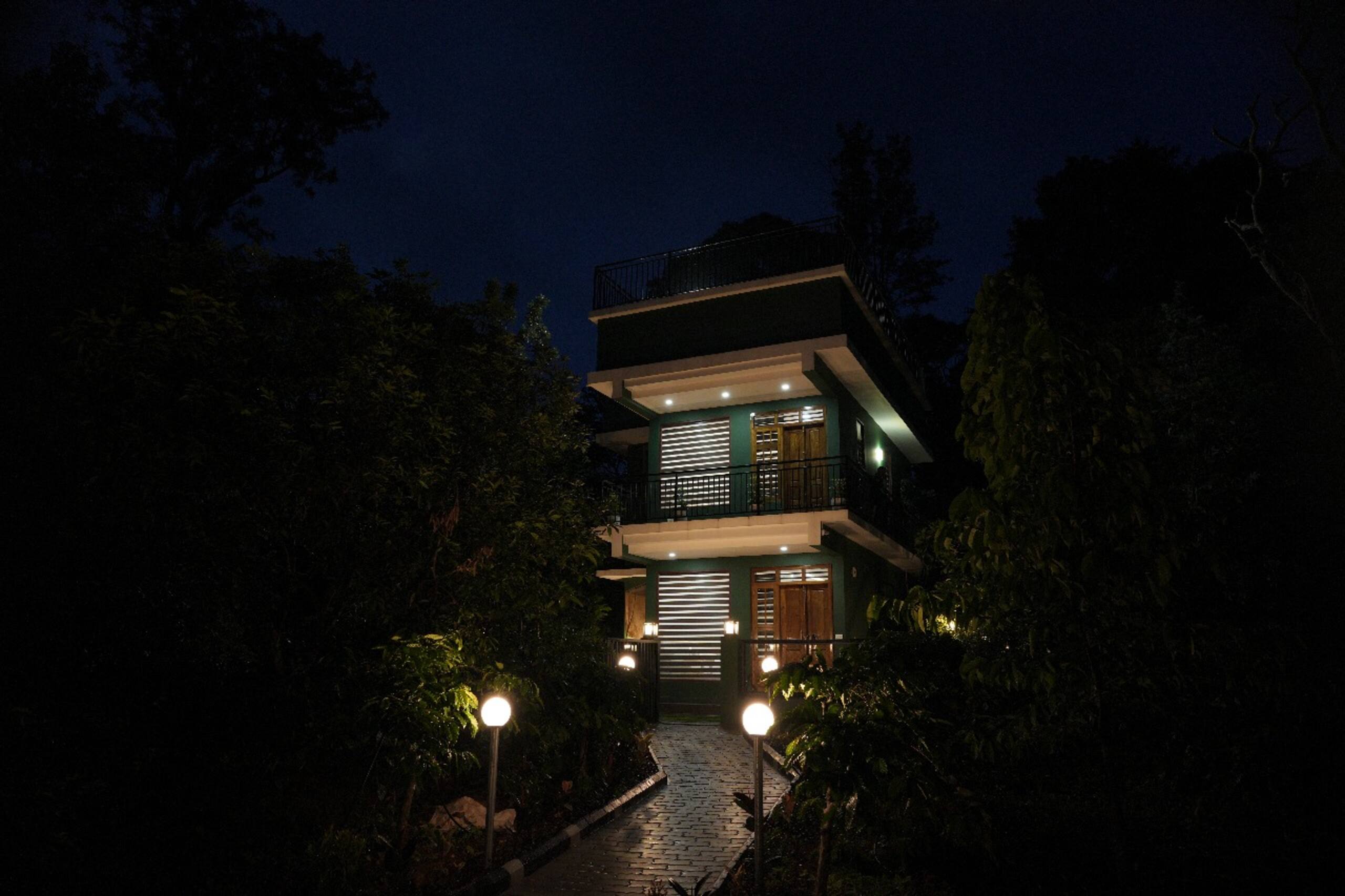 Private Villa near Thirunelli Temple-25mins 10