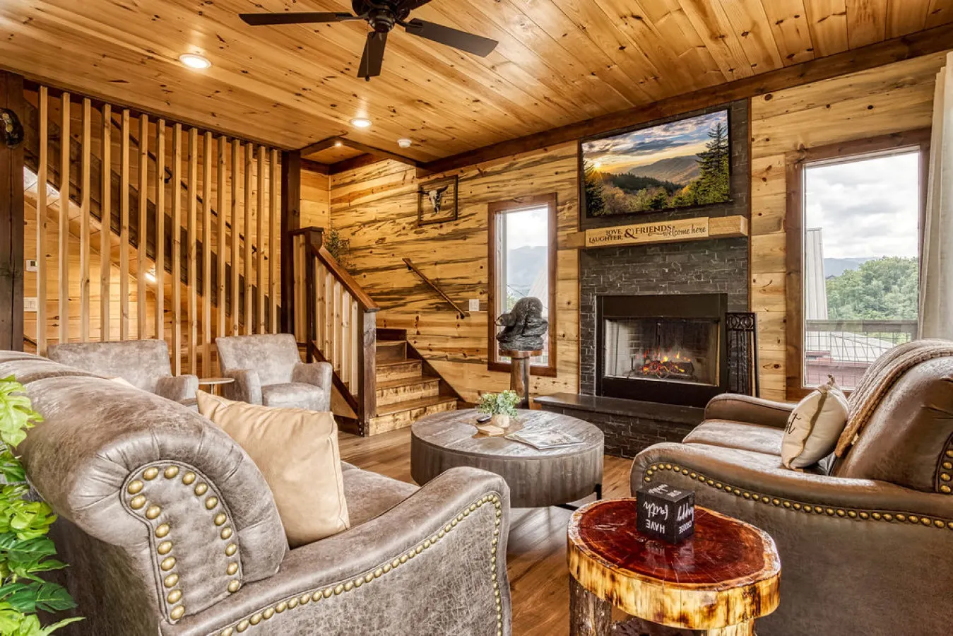 Brand New Cabin w/ Stunning Mountain Views 2