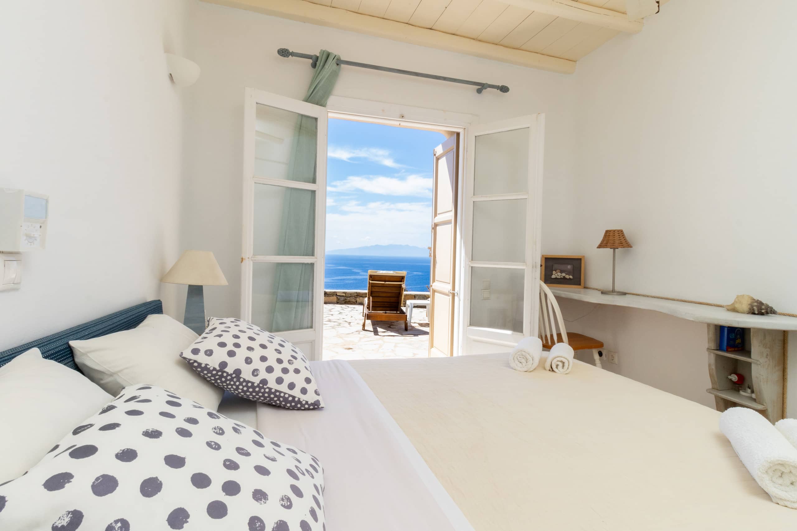 Cycladic Boungainvillea Home 12