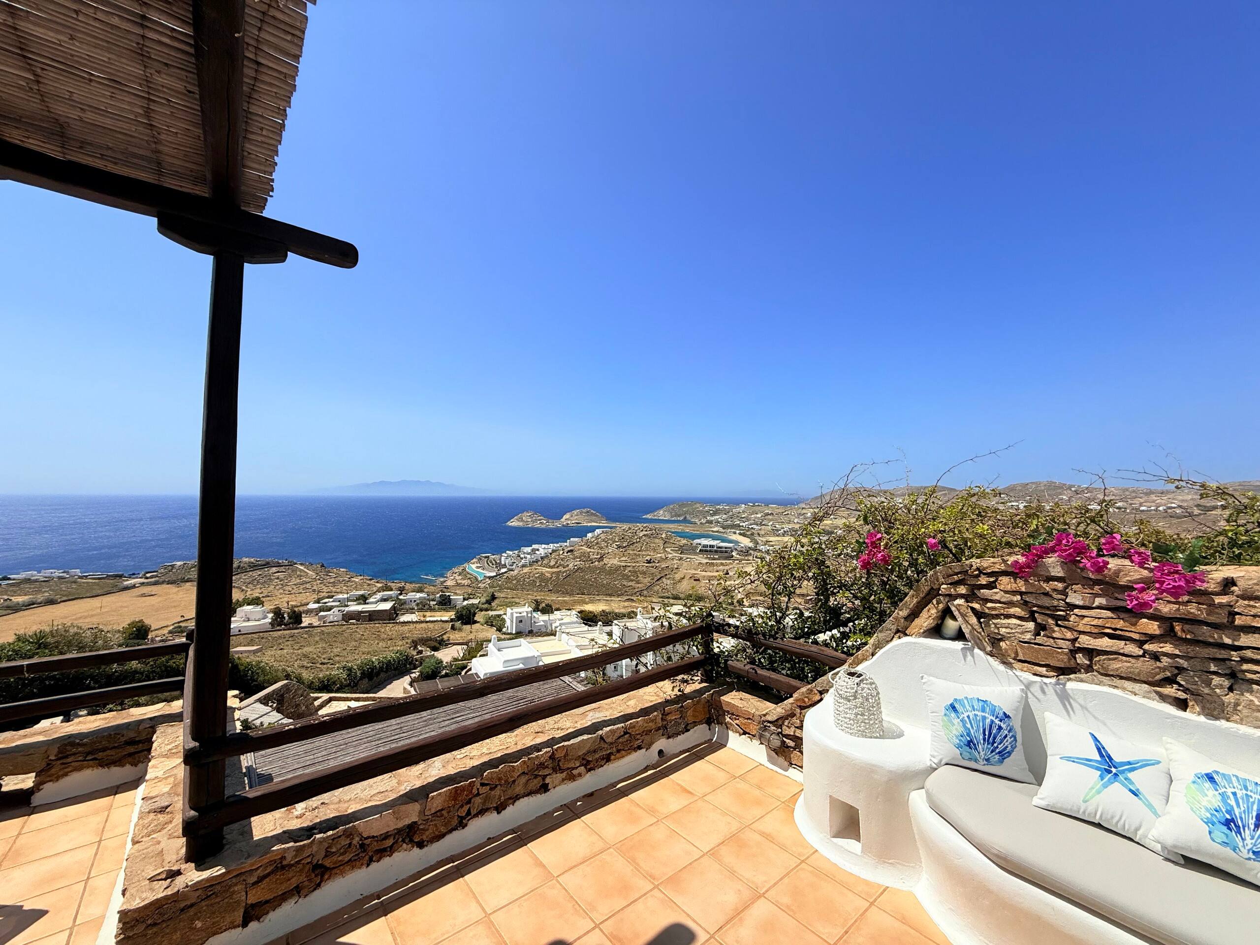 Cycladic Boungainvillea Home — photo 4