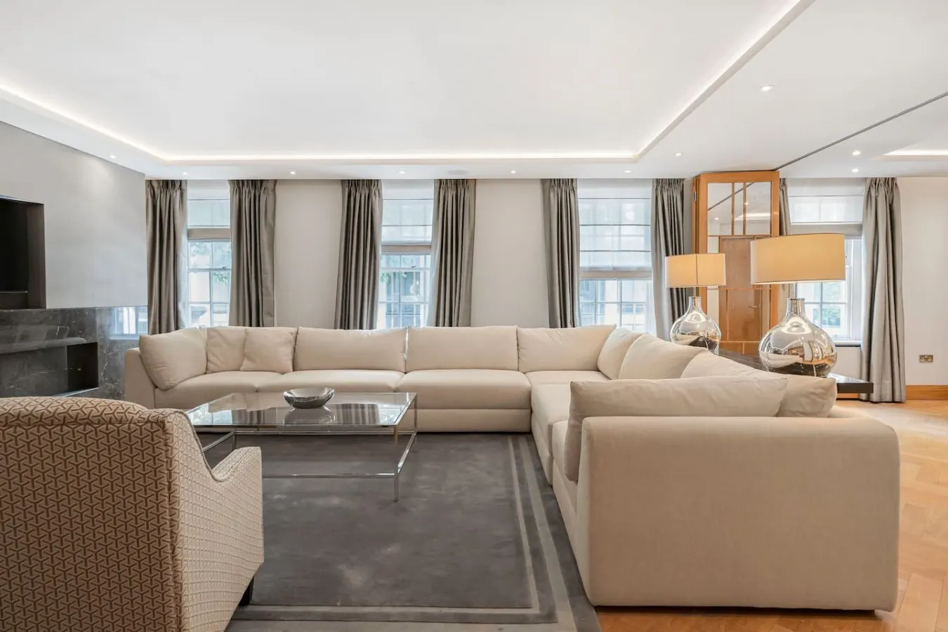 Mayfair 3-Bed with Central AC Upper Grosvenor St 15