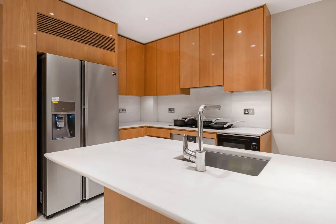 Mayfair 3-Bed with Central AC Upper Grosvenor St 17