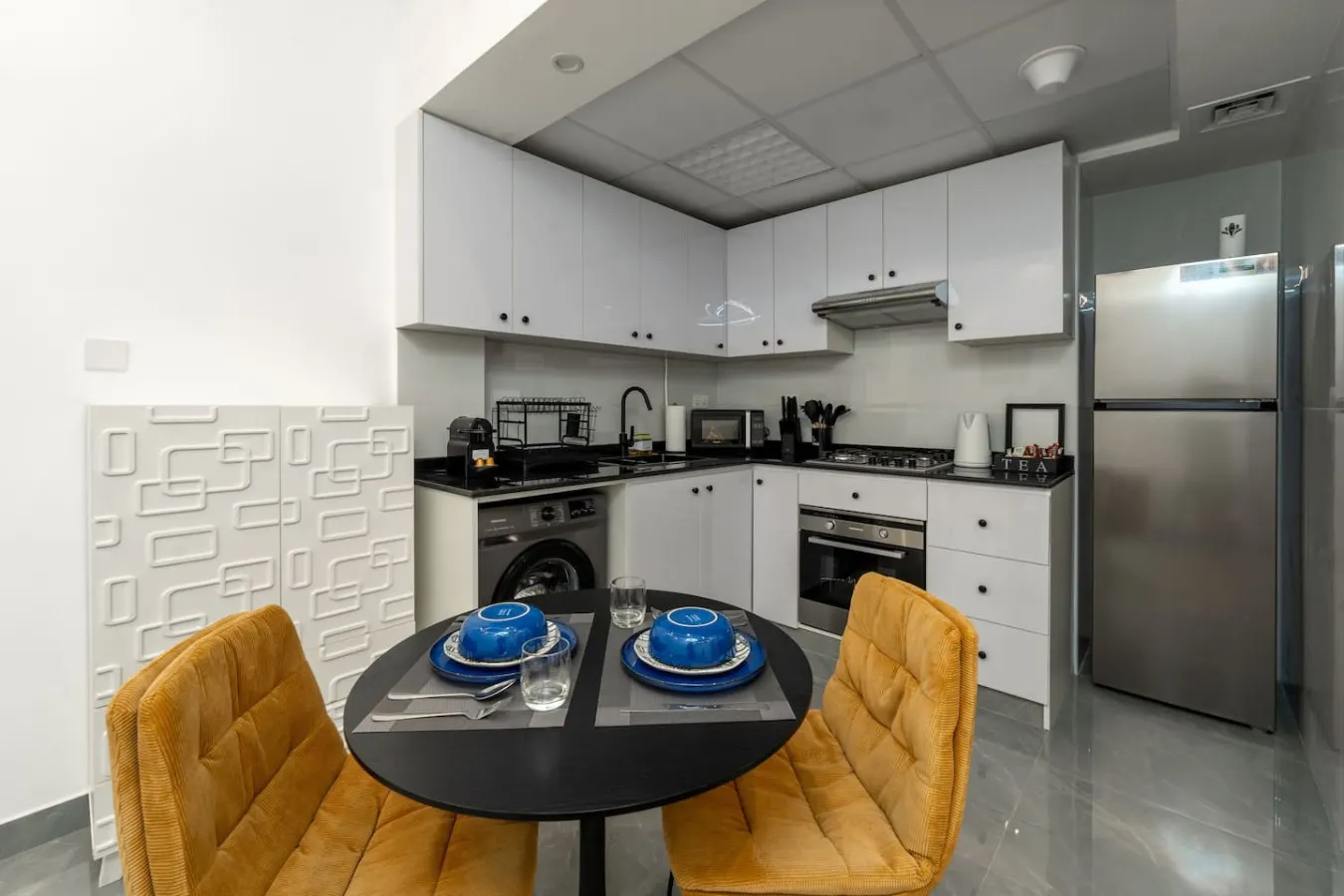 Dubai Marina - 1BHK Homely Apartment 13