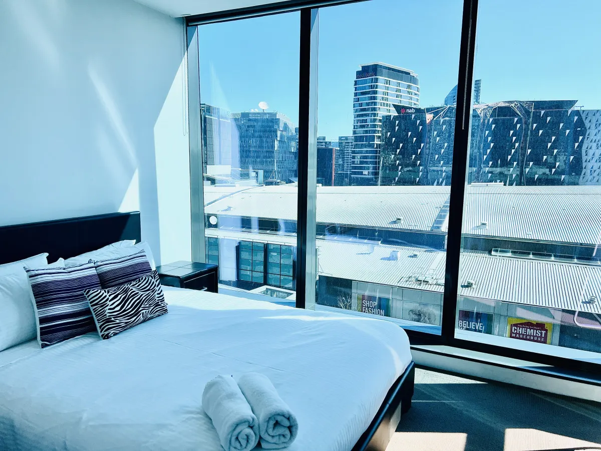 The Melbourne Duo - Two Stylish City Apartments 2