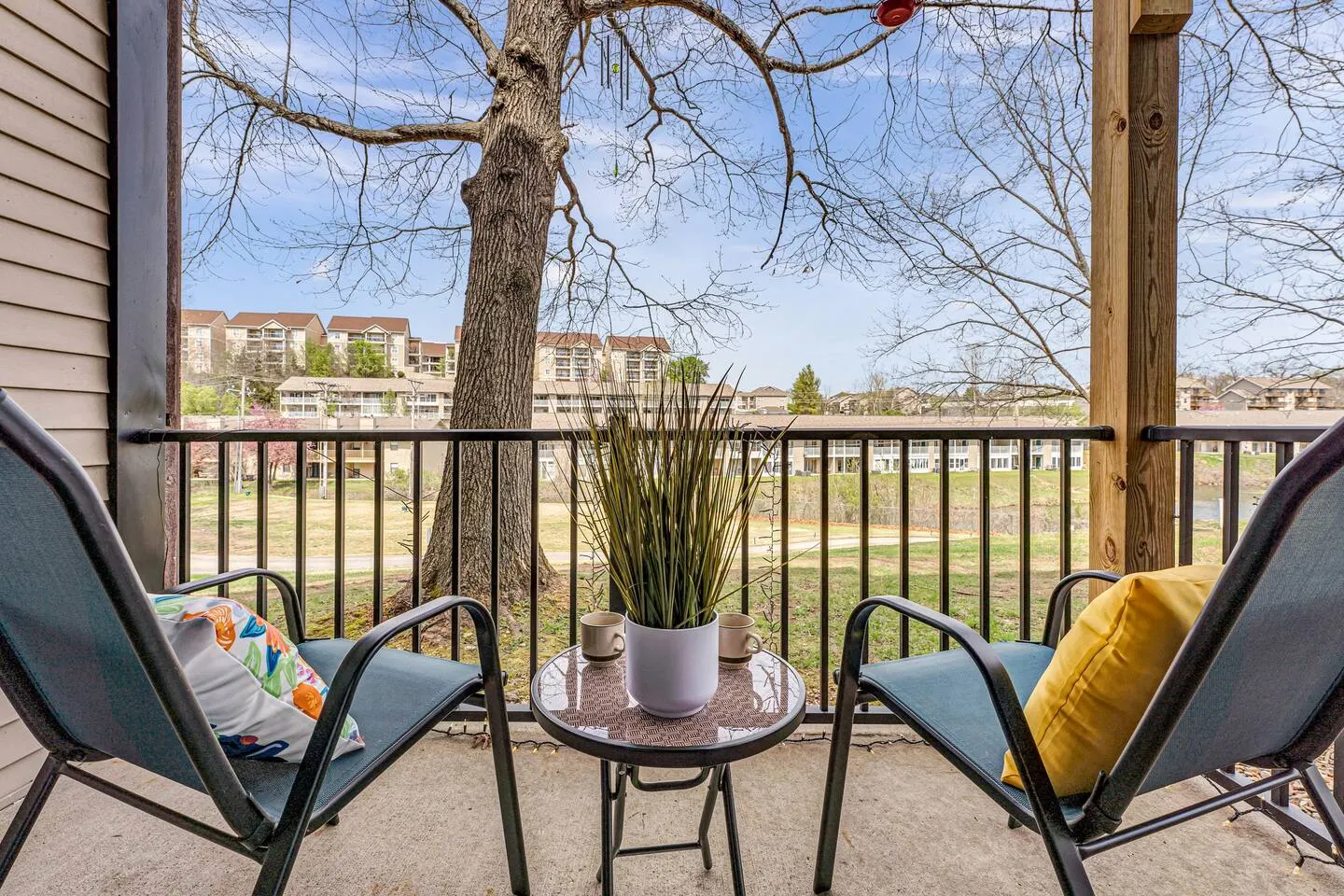 Gorgeous and ALL NEW, Resort, Pools, Lake, Branson 7