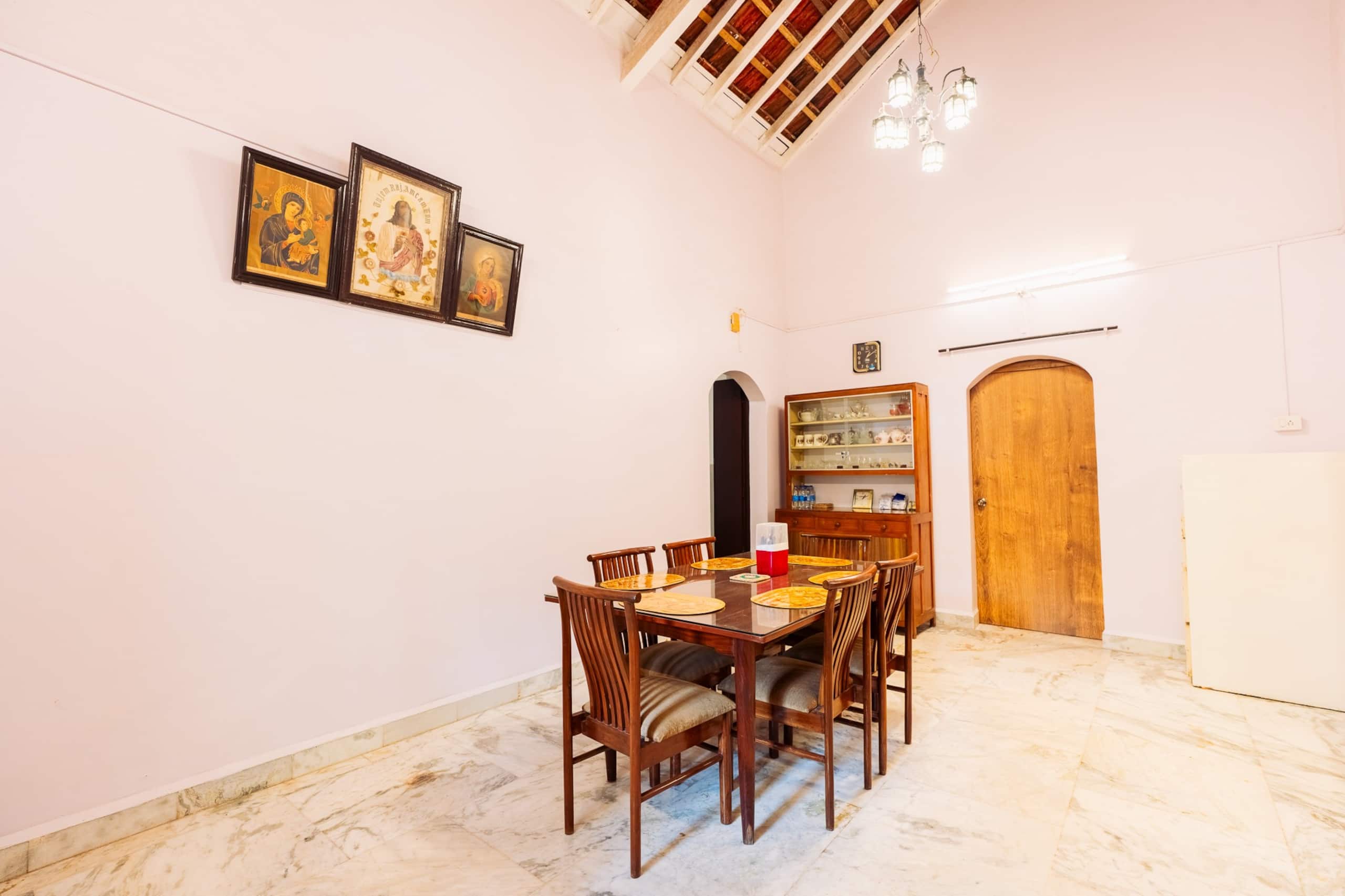 Portuguese villa on Divar island 12