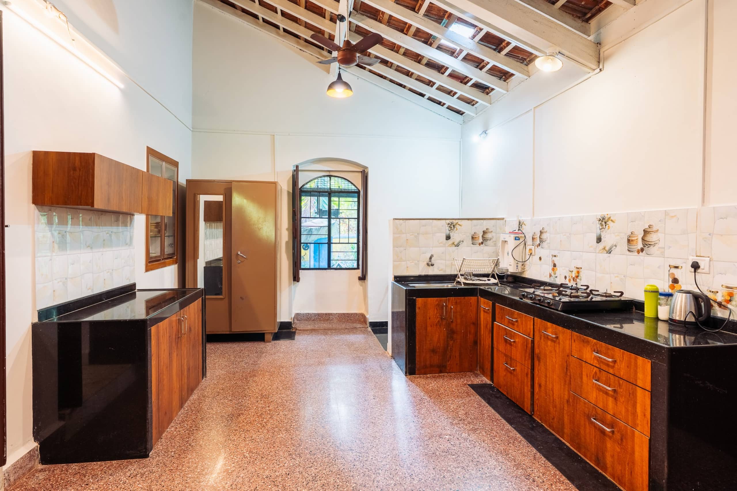 Portuguese villa on Divar island 10